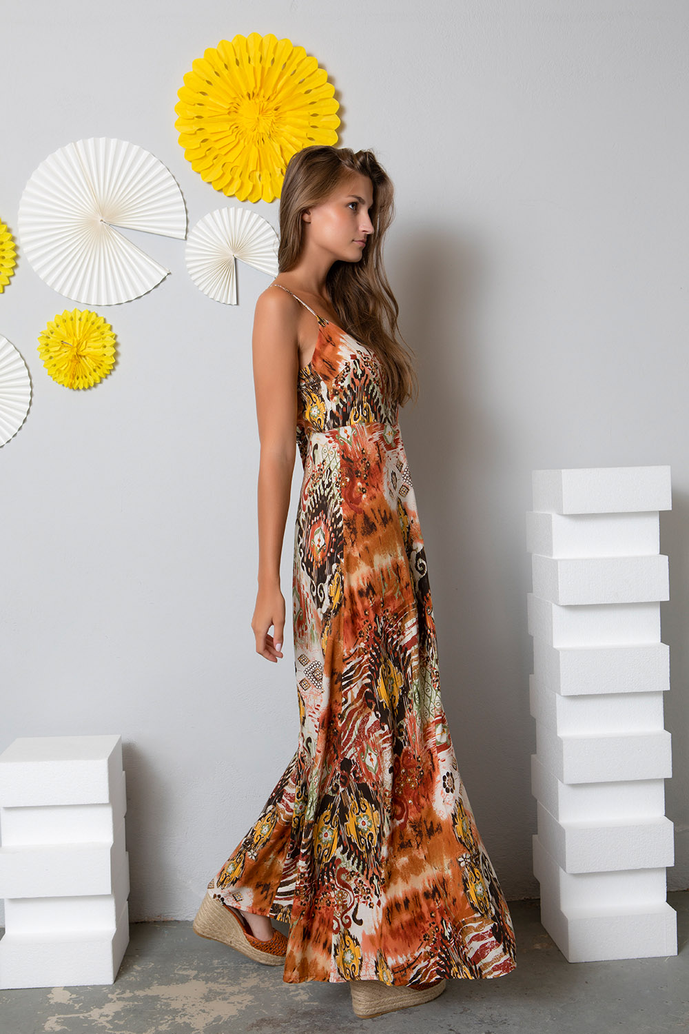 2 Μακρύ Φόρεμα με Δέσιμο στην Πλάτη Abstract Orange 222131011