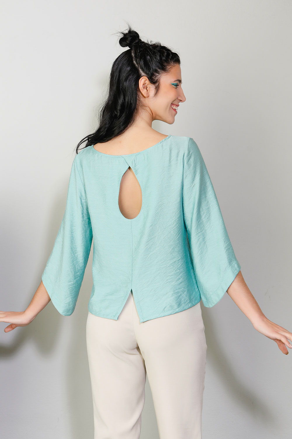2. Blouse with bell sleeves teal 124226103